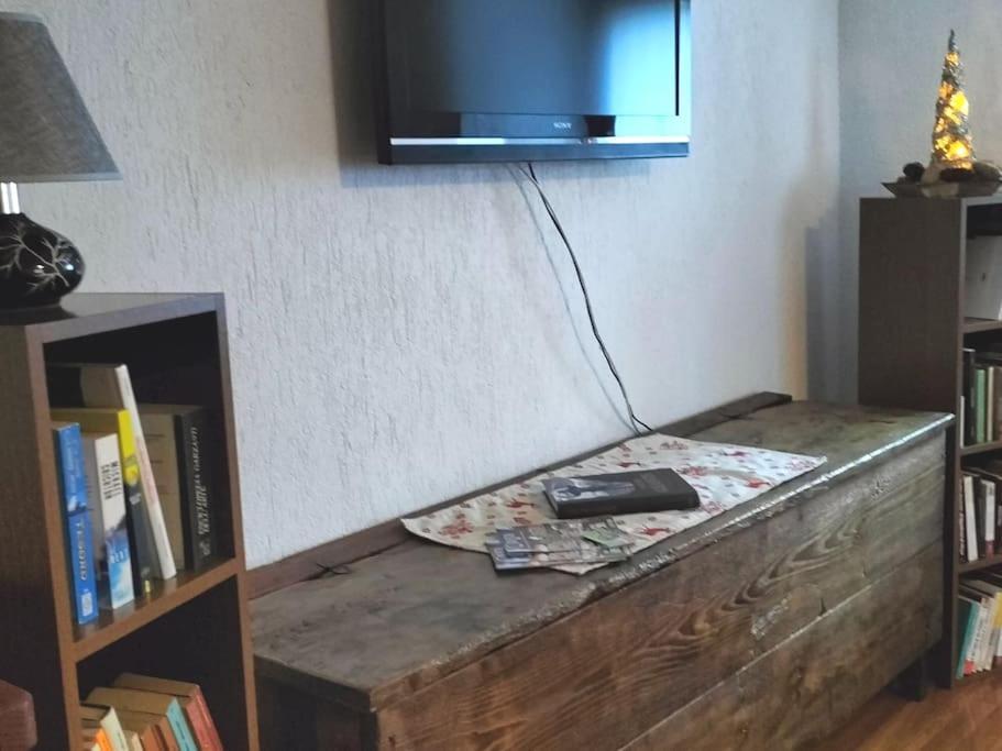 Appartamento Di Montagna Lo Grop Chambave Bagian luar foto