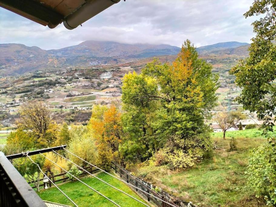 Appartamento Di Montagna Lo Grop Chambave Bagian luar foto