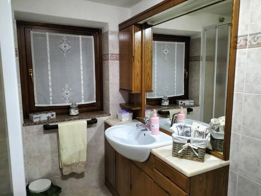 Appartamento Di Montagna Lo Grop Chambave Bagian luar foto